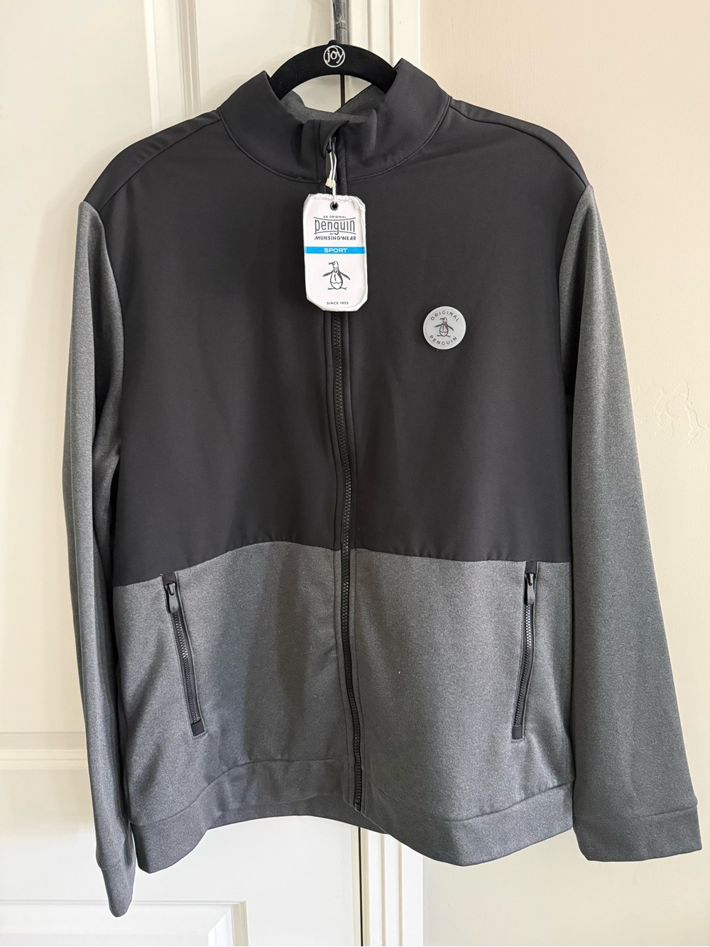 Original Penguin Men’s Munsingwear Sport Two-Tone Full-Zip Jacket - Black & Gray